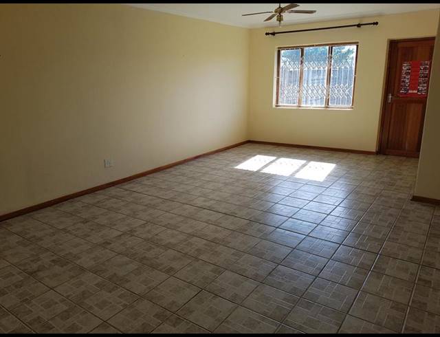 3 BEDROOM PROPERTY TO RENT IN ARBORETUM